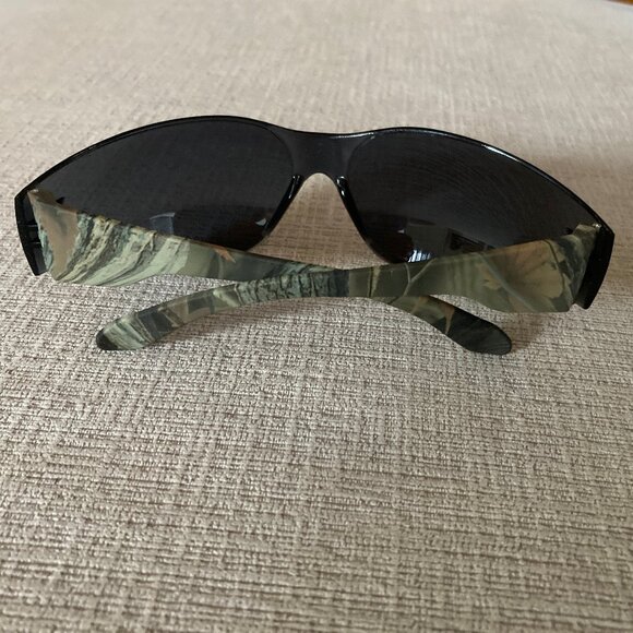 Camo Frame with Gray Lens Biker Style Sunglasses - Brand New - Picture 13 of 14